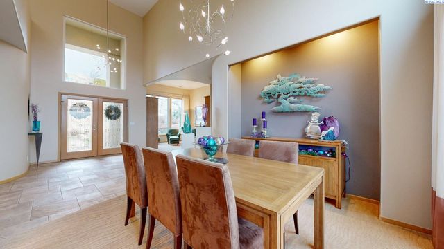 1244 Glenwood Court, Richland, WA 99352