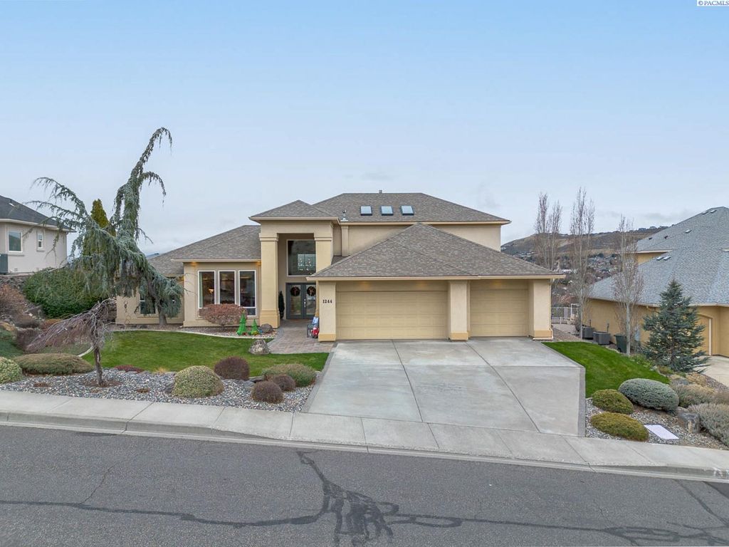 1244 Glenwood Court, Richland, WA 99352