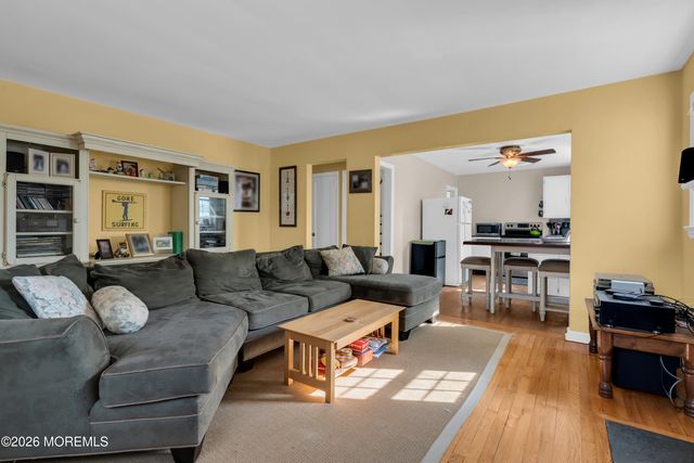 267 Dartmouth Avenue, Fair Haven, NJ 07704