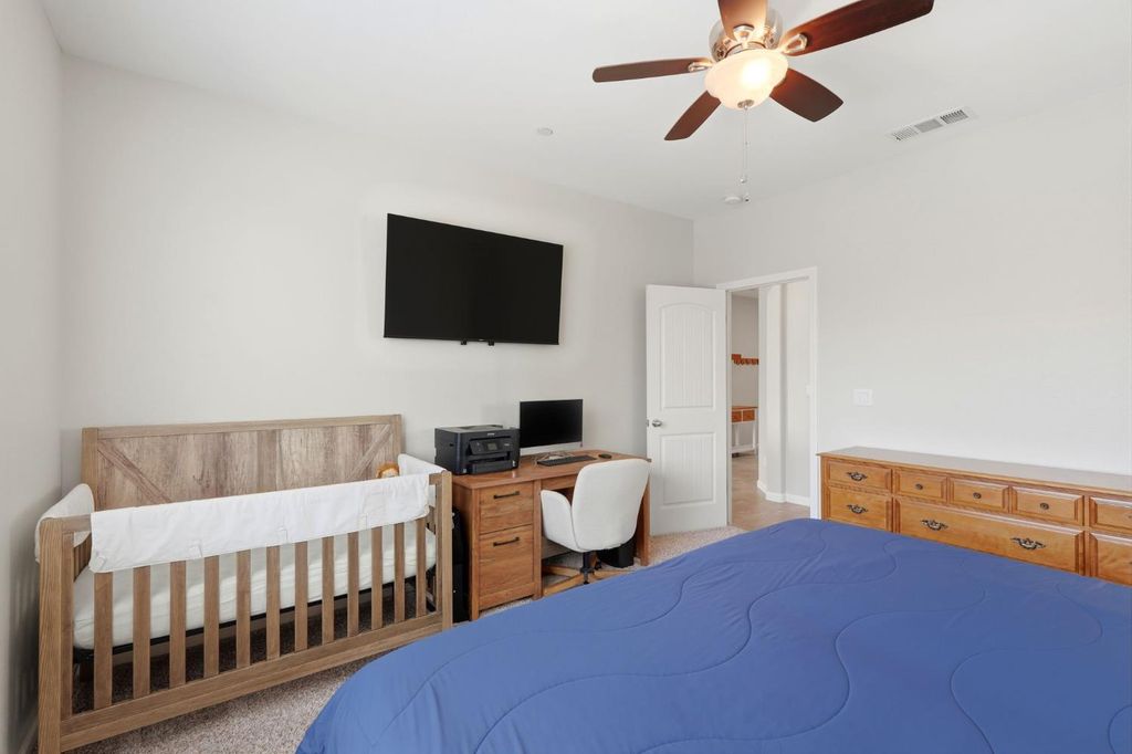 Image 34 of property listing at 1383 E Donnybrook Place, Hanford, CA 93230