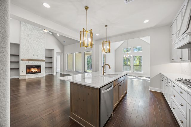 311 Mayberry Way, Waxahachie, TX 75167