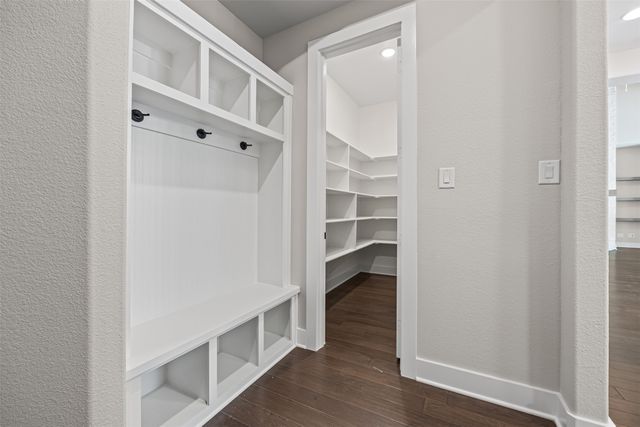 311 Mayberry Way, Waxahachie, TX 75167