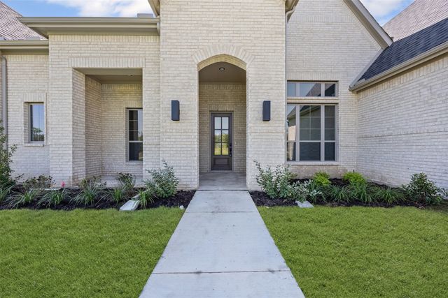 311 Mayberry Way, Waxahachie, TX 75167