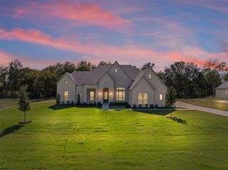 311 Mayberry Way, Waxahachie, TX 75167