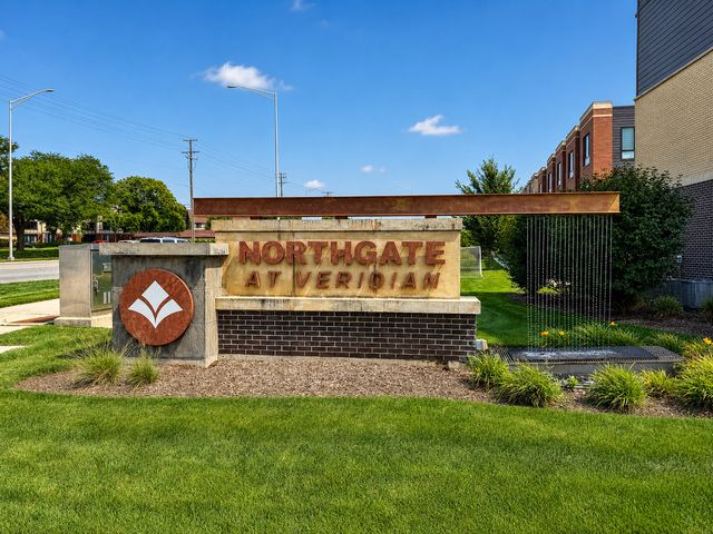 2323 prestige Place 1, Schaumburg, IL 60173