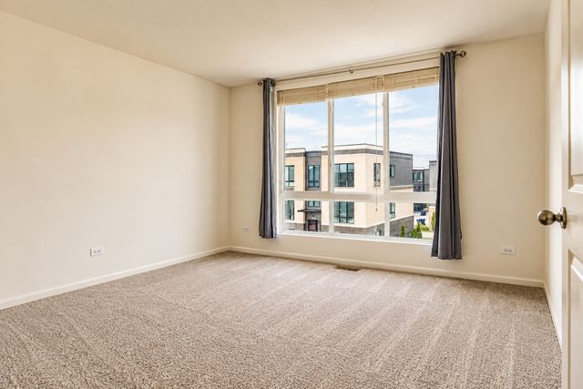 2323 prestige Place 1, Schaumburg, IL 60173