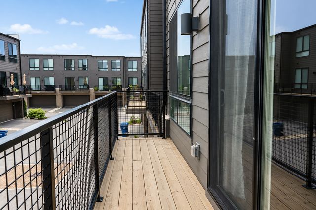 2323 prestige Place 1, Schaumburg, IL 60173