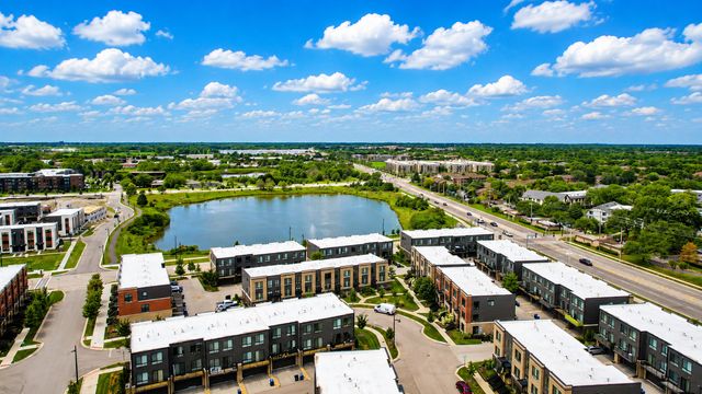 2323 prestige Place 1, Schaumburg, IL 60173