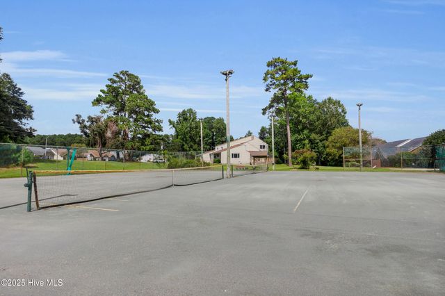 125 Pirates Road 8, New Bern, NC 28562