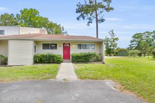 125 Pirates Road 8, New Bern, NC 28562