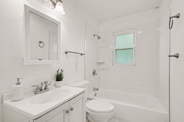 3839 W Taft Street, Gary, IN 46408