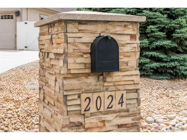 2024 Trail Ridge Cir, Eaton, CO 80615