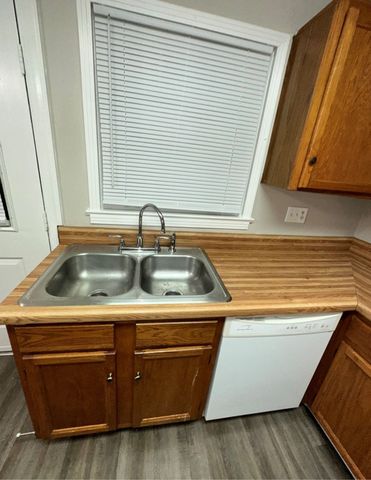 748 Holder Dr, Nashville, TN 37217