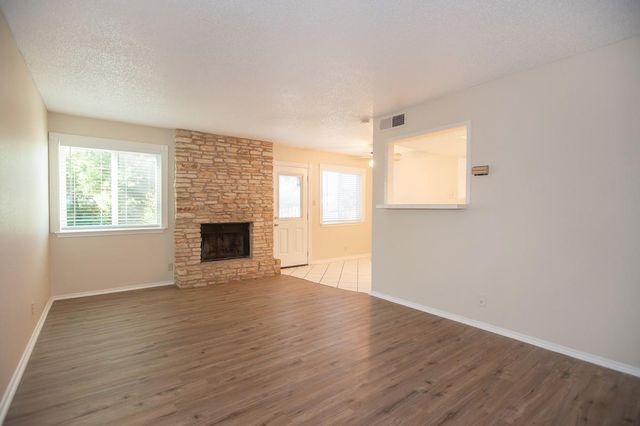 925 Chisholm CV, Round Rock, TX 78681