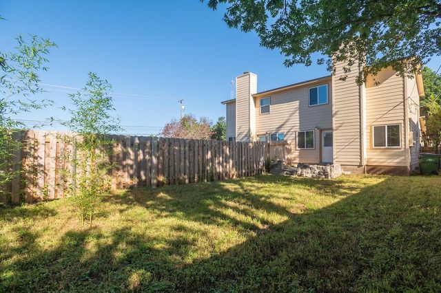 925 Chisholm CV, Round Rock, TX 78681