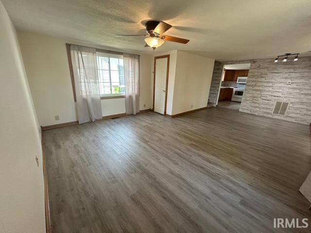 637 Mayne Street, Huntington, IN 46750