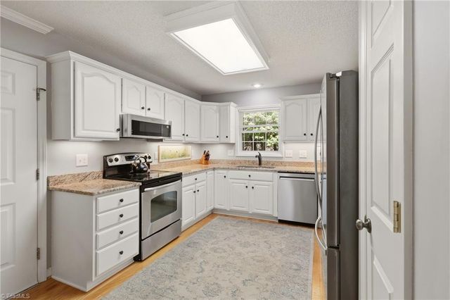 6006 Michael Road, Mcleansville, NC 27301