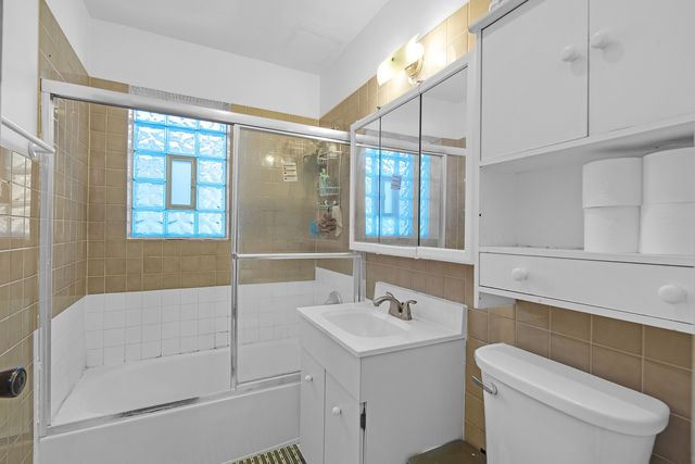 5032 Crain Street, Skokie, IL 60077