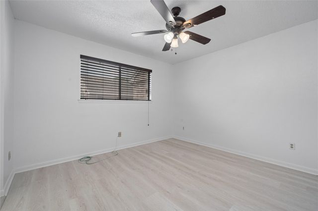 13742 Hollowgreen Drive 604, Houston, TX 77082