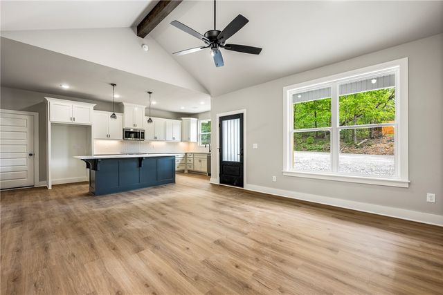 18 Winchelsea Lane, Bella Vista, AR 72714