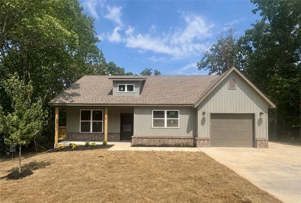 18 Winchelsea Lane, Bella Vista, AR 72714
