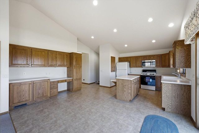 11 S 1st STREET, Oostburg, WI 53070