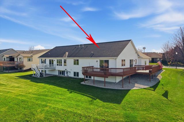 11 S 1st STREET, Oostburg, WI 53070