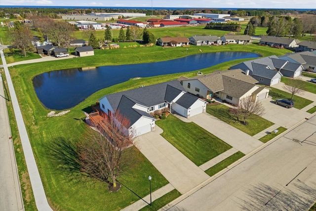 11 S 1st STREET, Oostburg, WI 53070