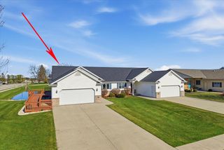 11 S 1st STREET, Oostburg, WI 53070