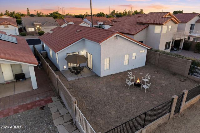 7824 W JULIE Drive, Glendale, AZ 85308