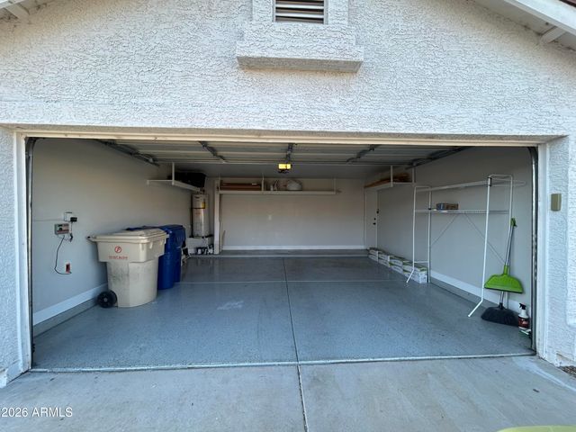 7824 W JULIE Drive, Glendale, AZ 85308