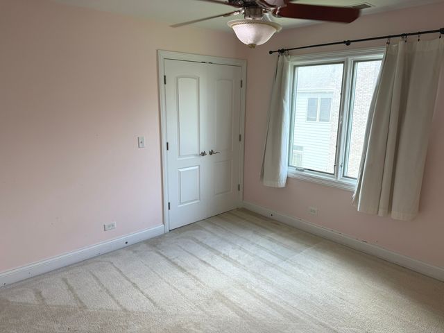 168 Mayo Court, Elmhurst, IL 60126