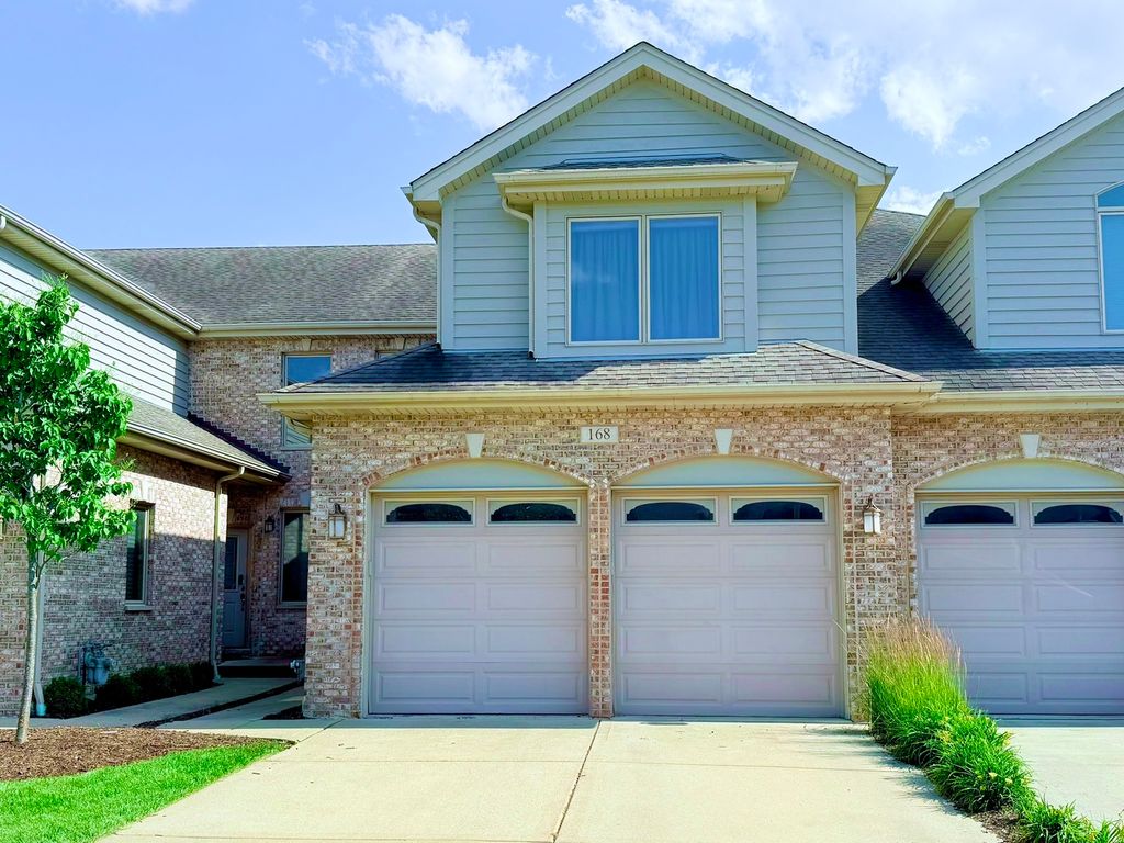 168 Mayo Court, Elmhurst, IL 60126