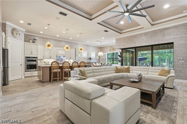8961 Bahama Swallow WAY, Naples, FL 34120