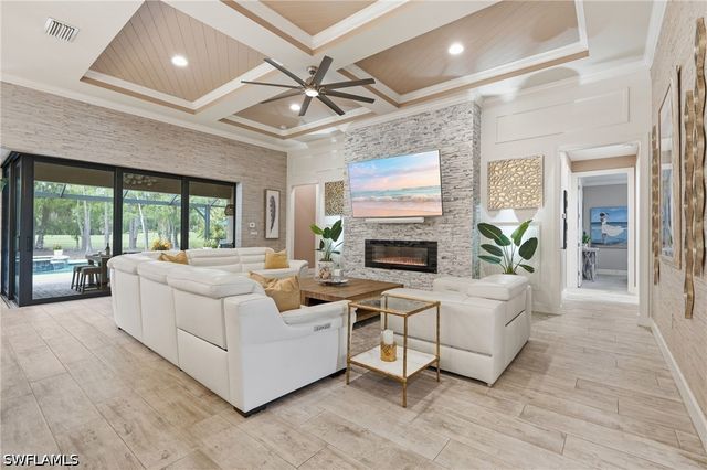 8961 Bahama Swallow WAY, Naples, FL 34120