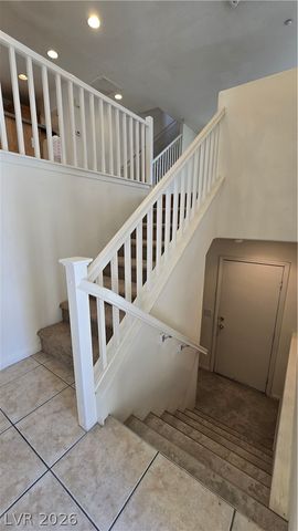 8920 James Carl Court, Las Vegas, NV 89149