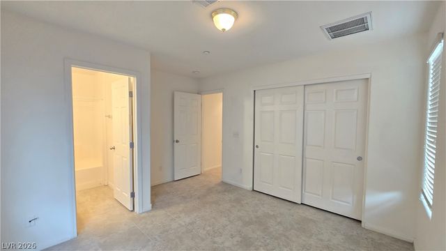 8920 James Carl Court, Las Vegas, NV 89149