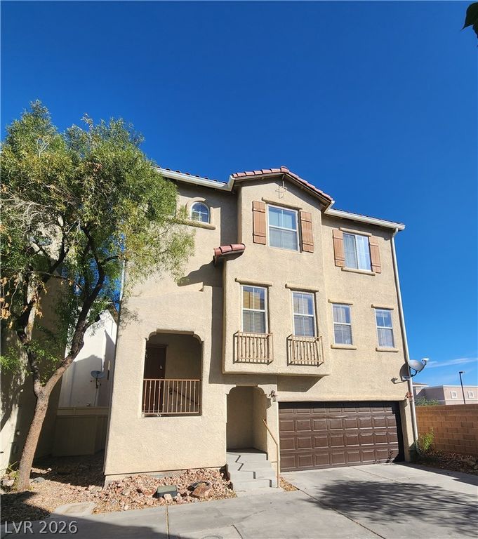8920 James Carl Court, Las Vegas, NV 89149