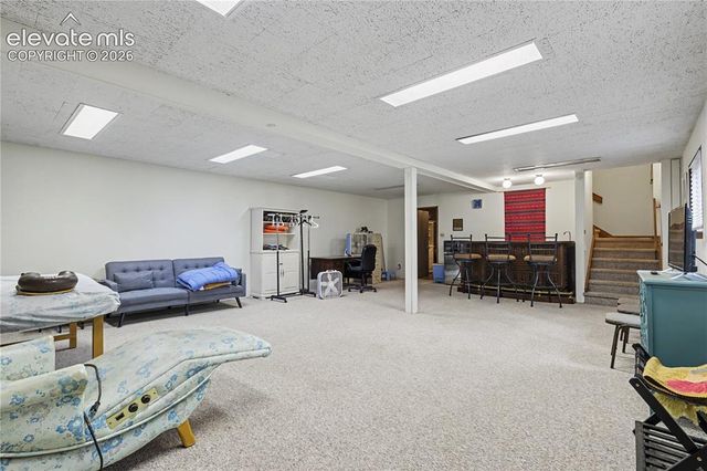 10 Heather Drive, Colorado Springs, CO 80906