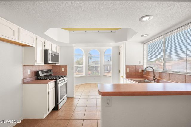 12357 LUPE RIVERA Drive, El Paso, TX 79936