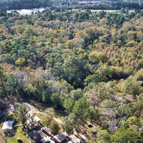 468A & 469B Royal Creek Road, Conroe, TX 77303
