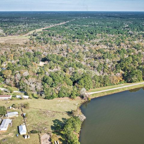 468A & 469B Royal Creek Road, Conroe, TX 77303