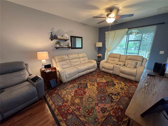 3641 SOLANA CIRCLE B, Clermont, FL 34711