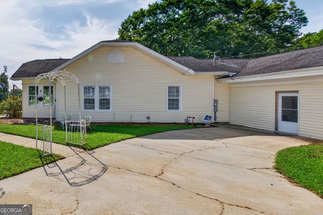 30 Tallapoosa Street, Temple, GA 30179
