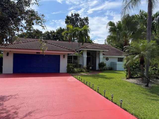 1770 Emilio Lane, Palm Springs, FL 33406
