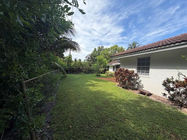 1770 Emilio Lane, Palm Springs, FL 33406