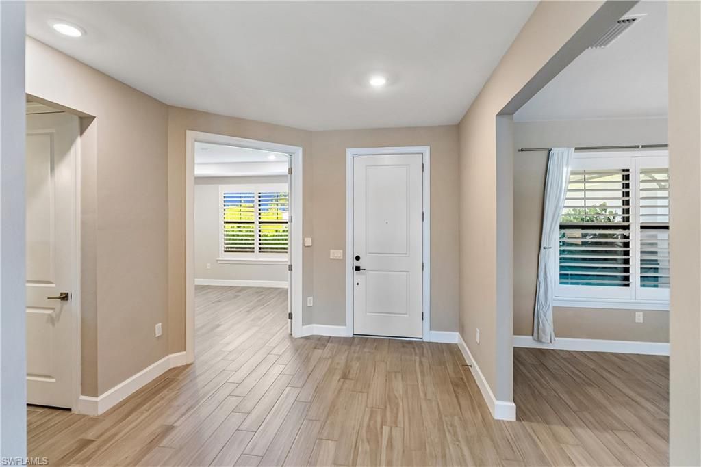 19001 Aqua Shore DR, FORT MYERS, FL 33913 — photo 5