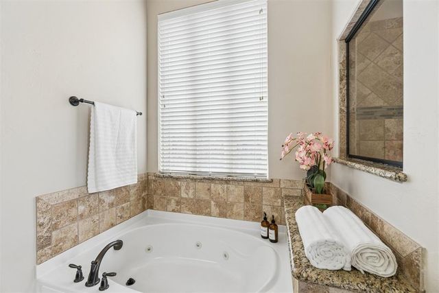 2101 NW 159th Terrace, Edmond, OK 73013