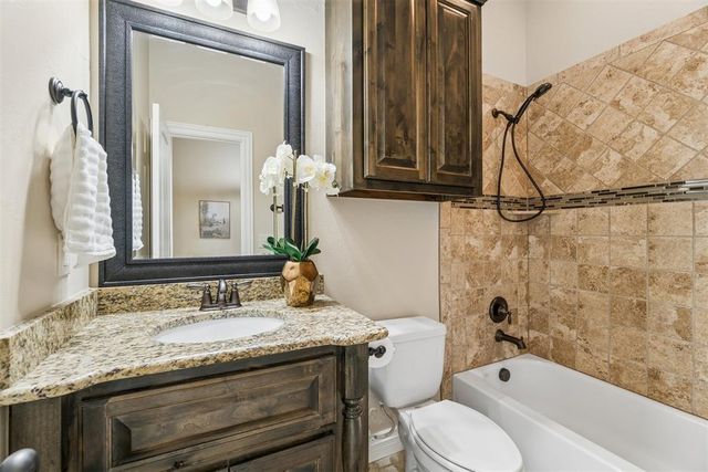2101 NW 159th Terrace, Edmond, OK 73013