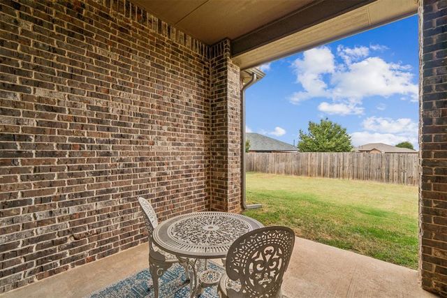 2101 NW 159th Terrace, Edmond, OK 73013